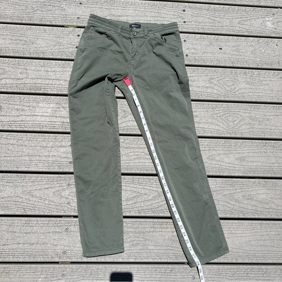 Reitmans: Petite Green Trouser/Utility Pants. Women’s Size 6. - Picture 10 of 12